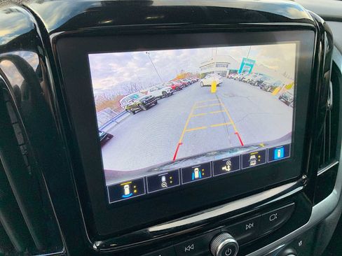 Certified 2023 Chevrolet Traverse Premier w/ Redline Edition image 15