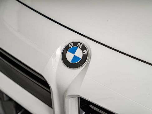 Used 2025 BMW M2 w/ Lighting Package RWD image 12