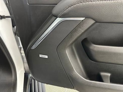 Used 2021 GMC Yukon Denali w/ Denali Premium Package image 29