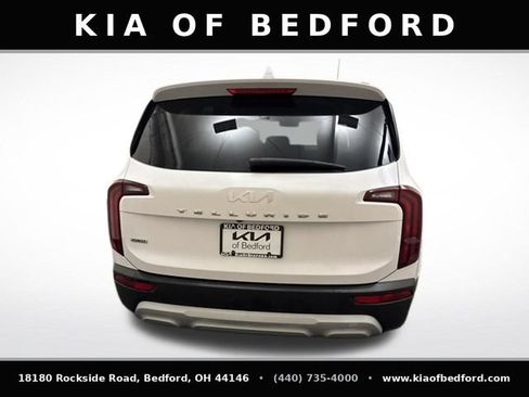 Used 2022 Kia Telluride LX AWD/4WD image 7