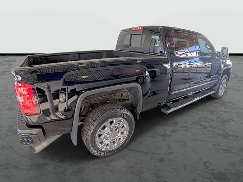 Used 2016 GMC Sierra 2500 Denali w/ Duramax Plus Package image 14