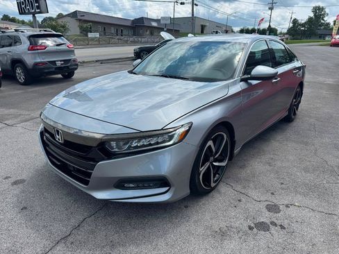 Used 2020 Honda Accord Sport image 3
