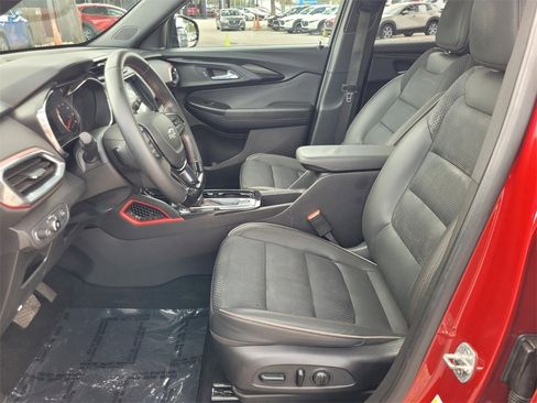 Certified 2021 Chevrolet TrailBlazer RS w/ Sun and Liftgate Package image 3