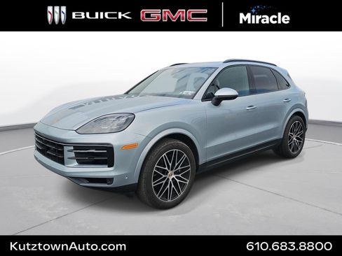 Used 2024 Porsche Cayenne AWD/4WD image 1