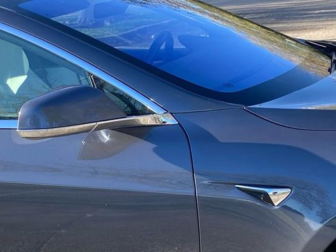 Used 2020 Tesla Model S Long Range Plus image 14