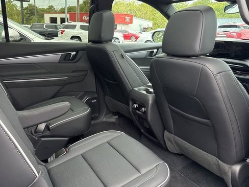 Used 2025 Buick Enclave Sport Touring w/ Power Package image 11