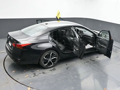 Used 2024 Nissan Altima 2.5 SR image 67
