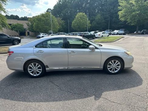 Used 2010 Lexus ES 350 FWD image 4