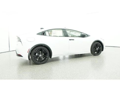 New 2026 Toyota Prius Plug-In Hybrid FWD image 26