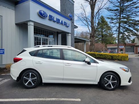 Used 2023 Subaru Impreza Premium image 2