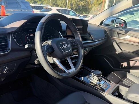 Used 2023 Audi Q5 2.0T Premium w/ Convenience Package AWD/4WD image 5