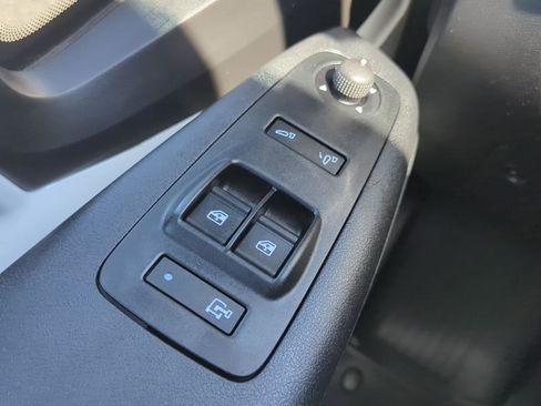 Used 2025 RAM ProMaster 2500 w/ Convenience Group FWD image 13
