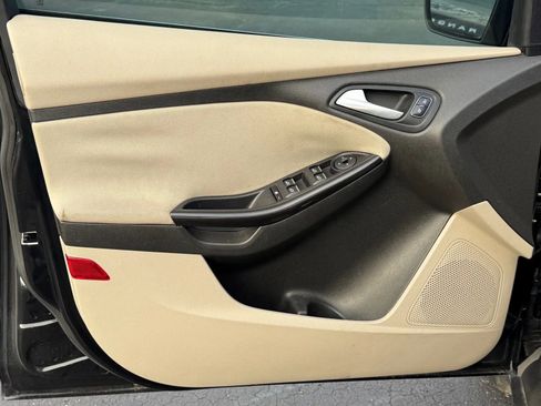 Used 2016 Ford Focus Electric Hatchback w/ Exterior Protection Package image 11