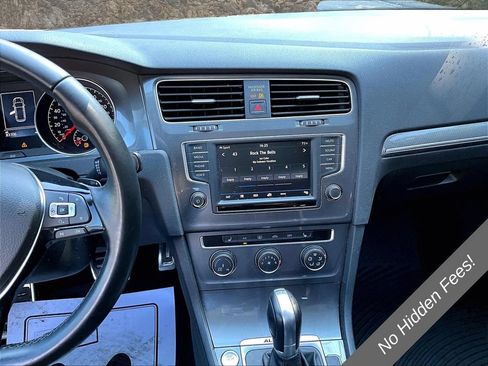 Used 2017 Volkswagen Golf Alltrack SE AWD/4WD image 6