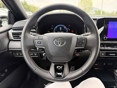 Used 2025 Toyota Camry SE w/ Convenience Package