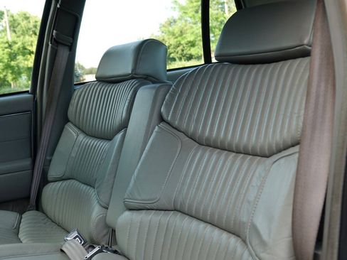 Used 1993 Buick Park Avenue Ultra FWD image 71