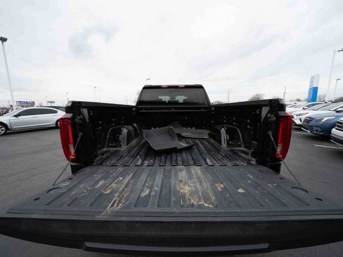 Used 2023 GMC Sierra 1500 SLT image 27