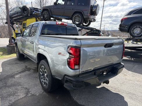 Used 2023 Chevrolet Colorado Z71 w/ Z71 Convenience Package 2 image 5