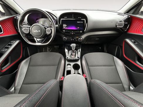 Used 2023 Kia Soul GT-Line w/ GT-Line Technology Package FWD image 11