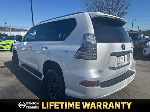 Used 2023 Lexus GX 460 Premium w/ Premium Package image 7