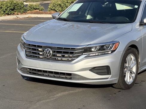 Used 2020 Volkswagen Passat 2.0T SE image 10