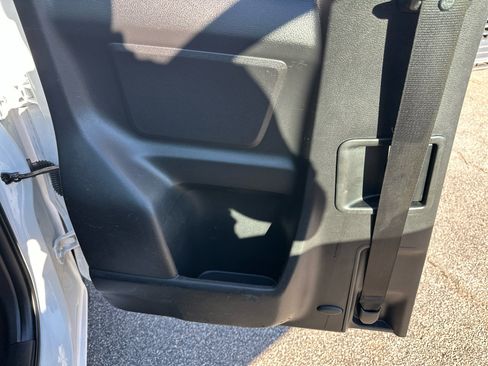 Used 2020 Toyota Tacoma SR5 image 15