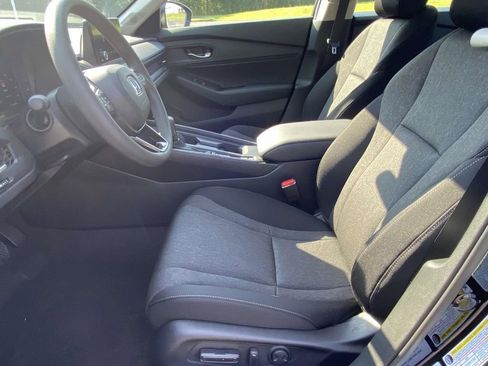 New 2025 Honda Accord SE image 12