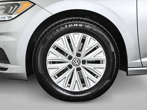 Used 2020 Volkswagen Jetta S image 24