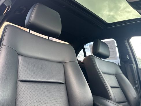 Used 2014 Mercedes-Benz E 350 Sedan image 17