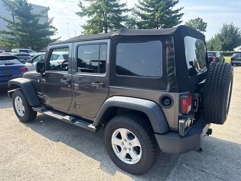 Used 2014 Jeep Wrangler Unlimited Sport w/ Quick Order Package 24S AWD/4WD image 14