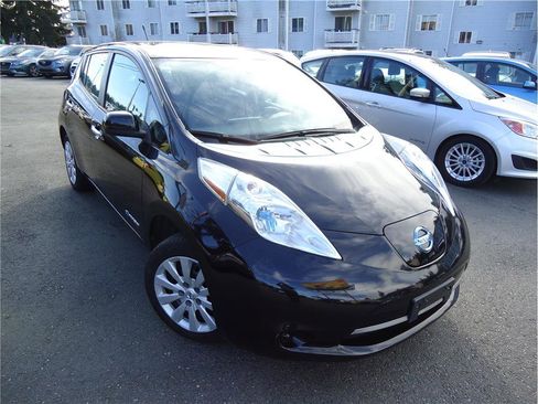 Used 2013 Nissan Leaf S image 3
