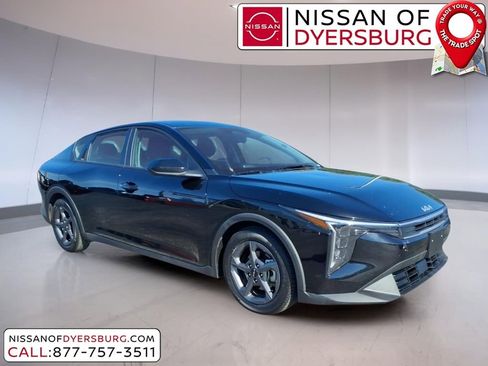Used 2025 Kia K4 FWD image 1