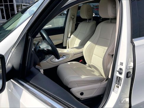 Certified 2022 Mercedes-Benz GLS 450 4MATIC image 7