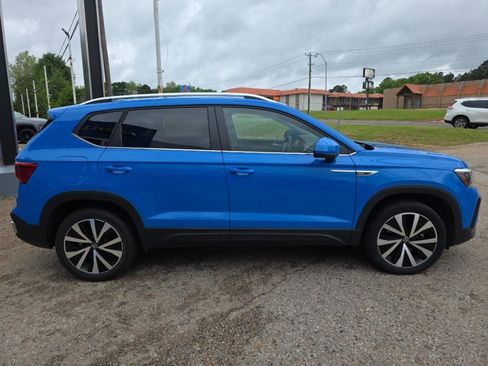 Used 2023 Volkswagen Taos SE image 20