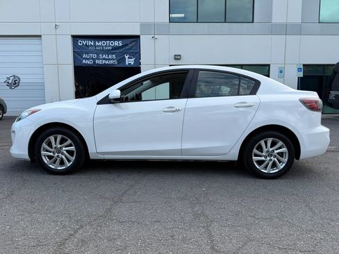 Used 2013 MAZDA MAZDA3 i Touring FWD image 10