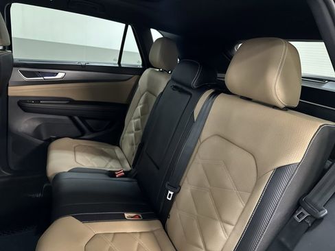New 2026 Volkswagen Atlas Cross Sport SE AWD/4WD image 21