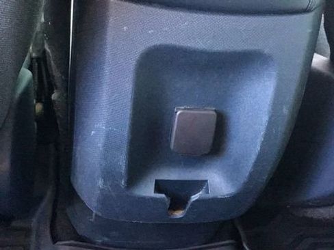 Certified 2022 Ford Maverick XLT image 18