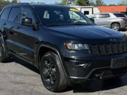 Used 2018 Jeep Grand Cherokee Laredo