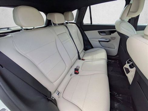 Certified 2023 Mercedes-Benz GLC 300 image 22