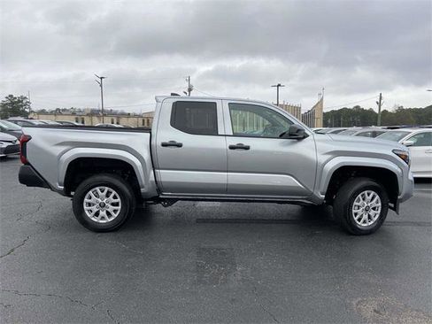 Certified 2025 Toyota Tacoma SR image 2