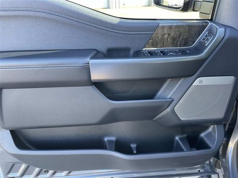 Certified 2024 Ford F250 Lariat w/ Lariat Ultimate Package image 27