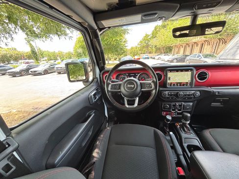 Used 2022 Jeep Gladiator Rubicon w/ LED Lighting Group AWD/4WD image 26