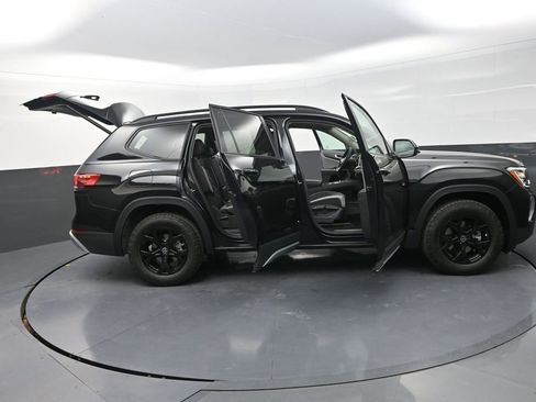 New 2026 Volkswagen Atlas Peak Edition AWD/4WD image 36
