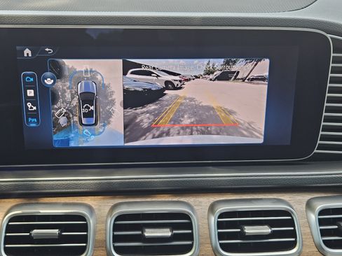 Certified 2025 Mercedes-Benz GLE 450 4MATIC image 10