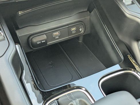 New 2025 Kia Telluride S image 28