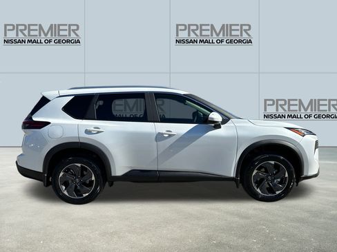 New 2026 Nissan Rogue SV w/ SV Premium Package image 4