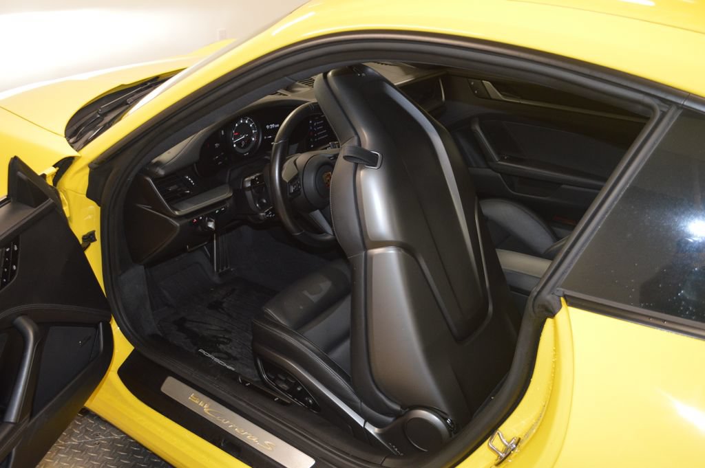 Certified 2024 Porsche 911 Carrera S RWD image 35