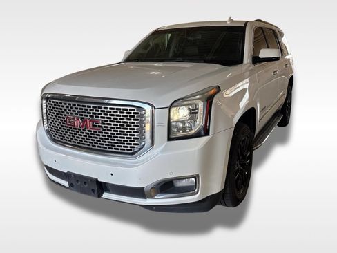 Used 2016 GMC Yukon Denali w/ Open Road Package AWD/4WD image 1