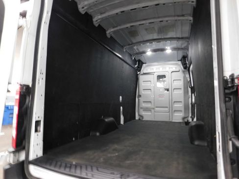Used 2023 Ford Transit 250 148 High Roof Extended AWD w/ Load Area Protection Package image 18