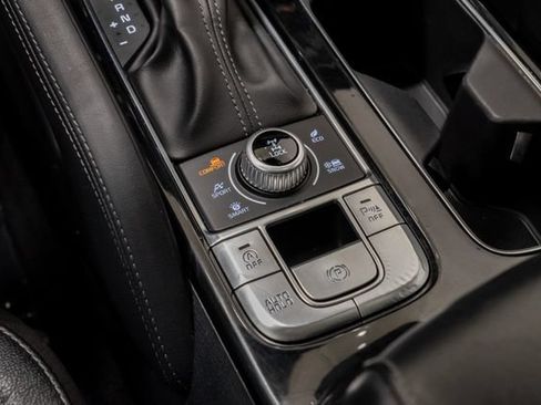 Used 2020 Kia Telluride EX AWD/4WD image 26